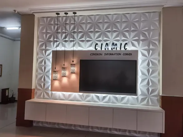 Display informasi digital CIAMIC pada area layanan